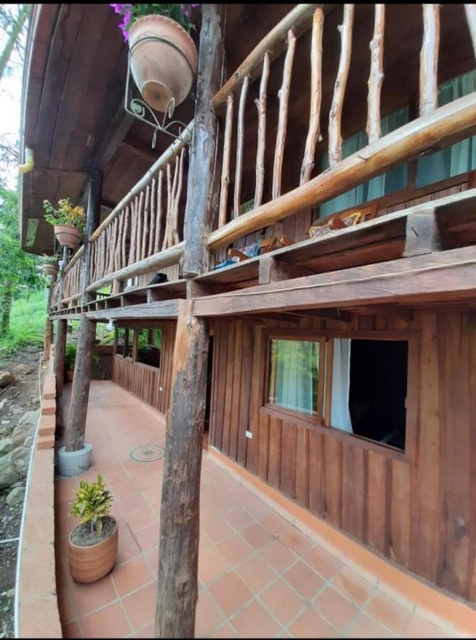Hostal Y Cabanas Los Juanes 하르딘 외부 사진