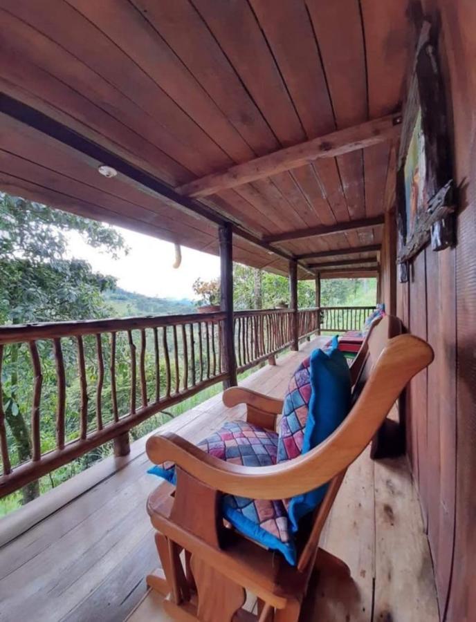 Hostal Y Cabanas Los Juanes 하르딘 외부 사진